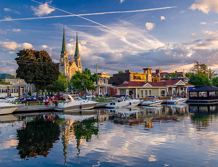 Tourisme Montérégie | Marina et bateaux au coucher du soleil