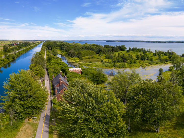 Tourisme Montérégie - Piste cyclable Canal de Soulanges