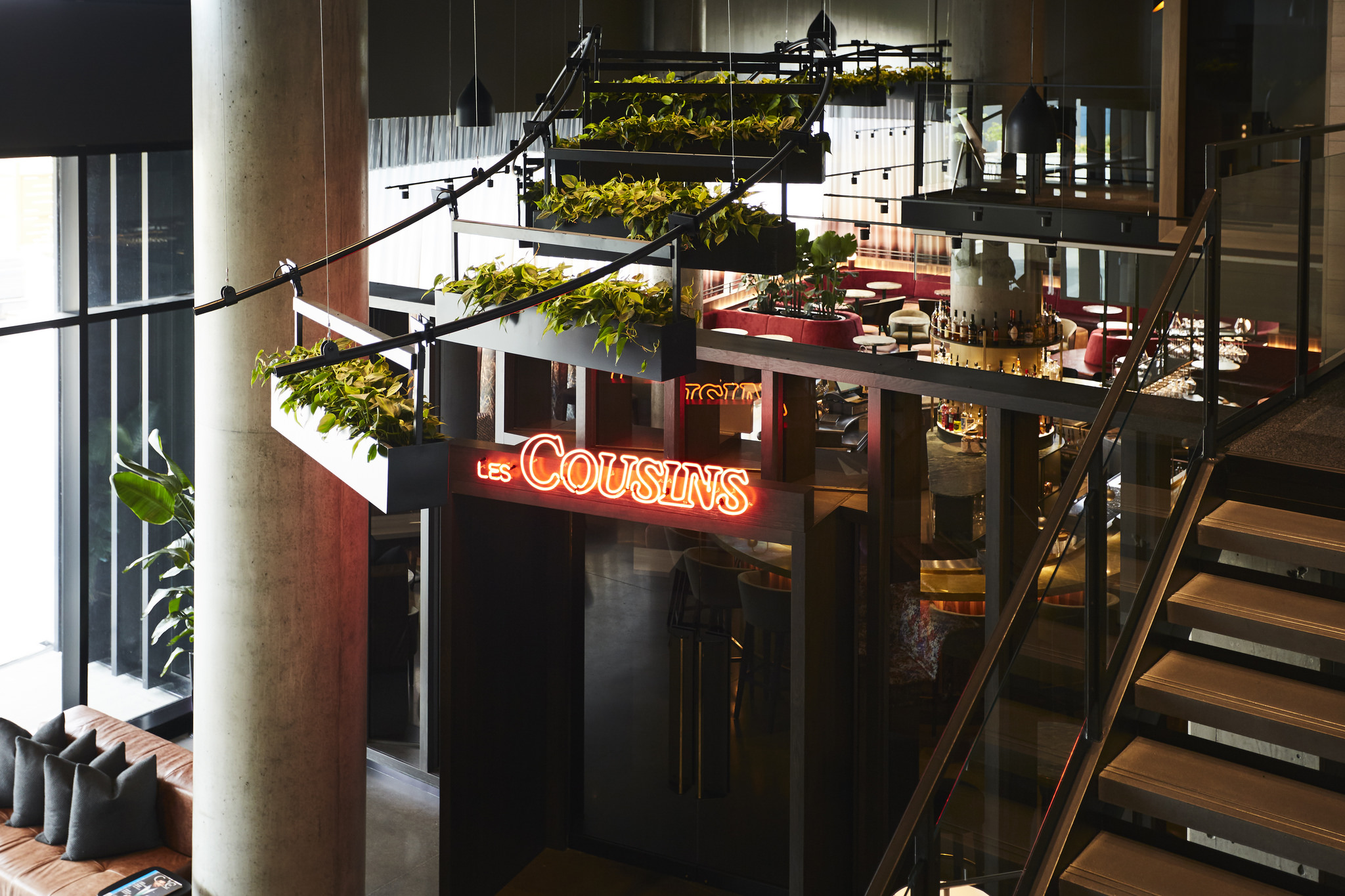 Bar Les Cousins: Prime destination for a culinary experience in Quartier DIX30